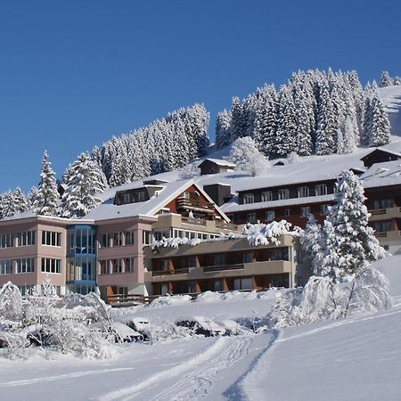 Ferien- Und Familienhotel Alpina אדלבודן מראה חיצוני תמונה